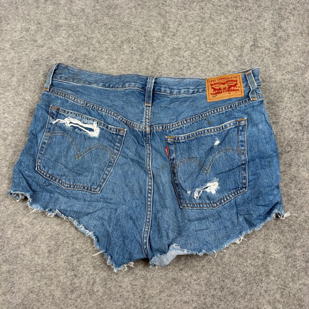 Levis 501 Shorts Women 32 Blue Distressed Cut Off Denim Button Fly - Picture 8 of 16